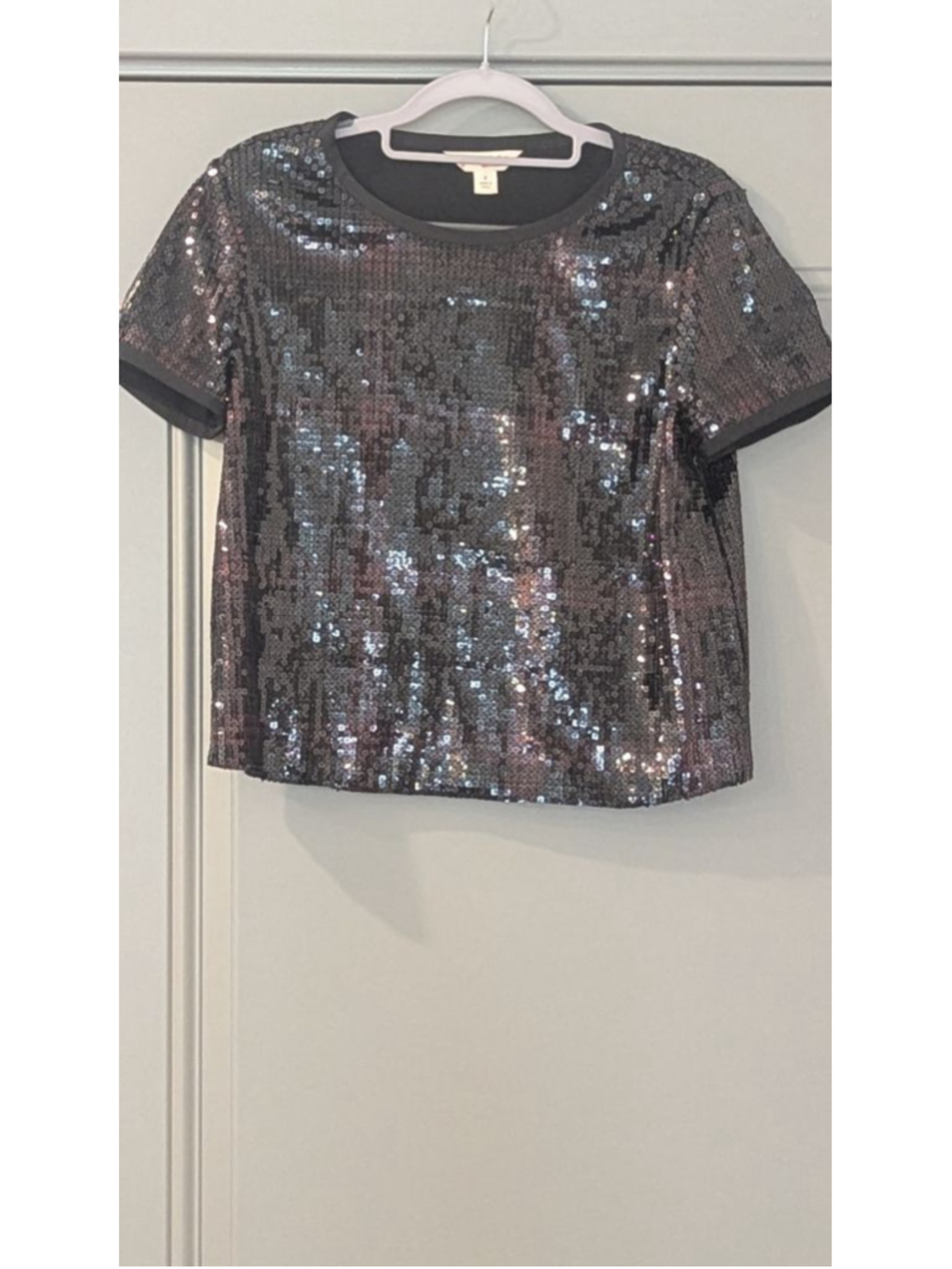 Women's Brooks Brothers Black & red Sequin Short Sleeve Top Size 4